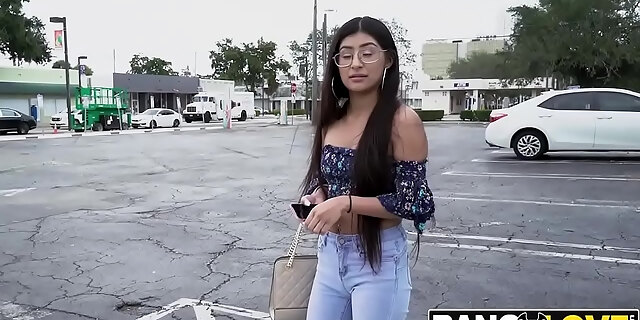 amateur,blowjob,brunette,cash,cowgirl,cumshot,doggystyle,hardcore,latina,missionary,riding,shaved