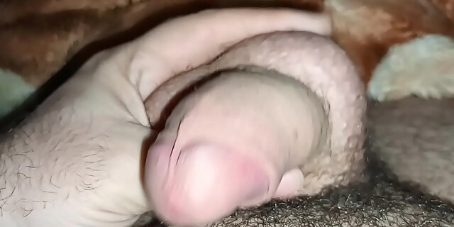 amateur,big cock,handjob,homemade,masturbation