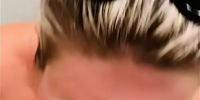 big ass,boobs,brunette,curvy,femdom,milf,natural tits,pregnant,pussy