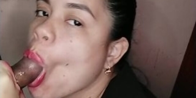 amateur,big tits,blowjob,bukkake,latina,lipstick,real,reality