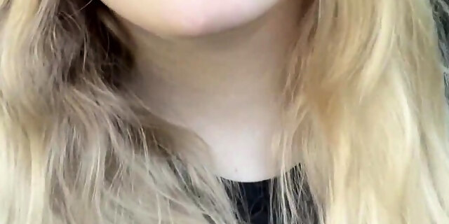 amateur,babes,blonde,blonde teen,dildo,masturbation,solo,teen,webcam