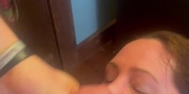 amateur,cumshot,milf,shower