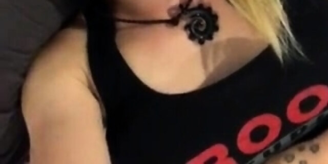 amateur,blonde,boobs,softcore,solo,tiny