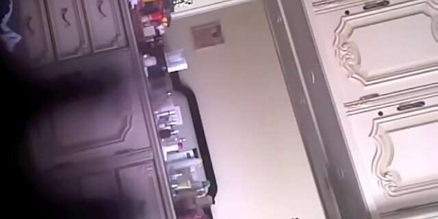 amateur,molten,panties,spy,upskirt