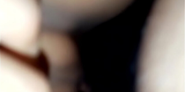 cum,cumshot,girlfriend,homemade,outdoor,pregnant