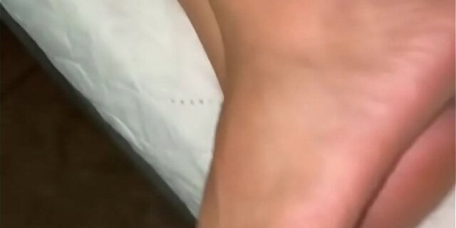 cum,cumshot,feet,fetish,latina