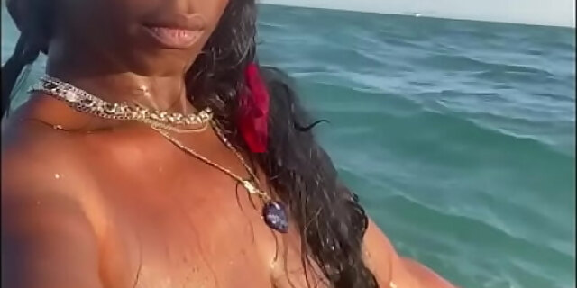 beach,big ass,ebony,juicy,mature,milf,natural tits