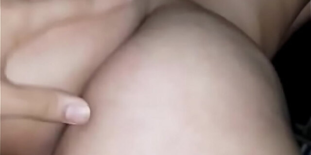 amateur,big ass,bra,pussy