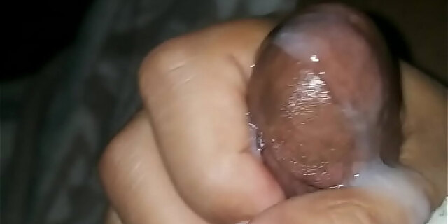 amateur,cumshot,masturbation,solo