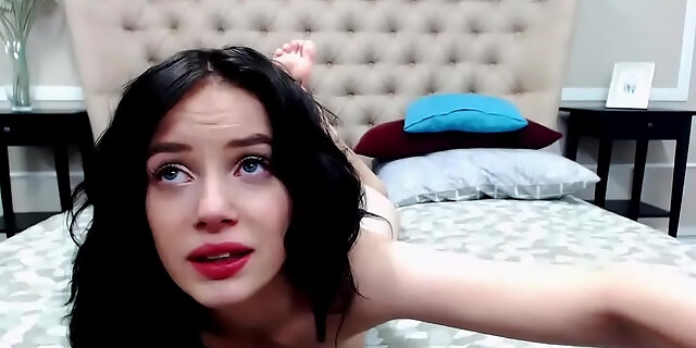 amateur,anal,brunette,dildo,homemade,lingerie,masturbation,slim,solo,teen,webcam,webcams