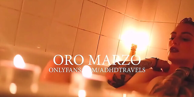 babes,blonde,erotic,natural tits,pussy,small tits,solo,voyeur